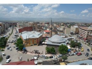 Gürcükapı Ve Ehmal Camii Birbirine Kavuşacak