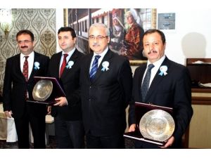 Muğla'da Vergi Rekortmenleri Ödüllendirildi