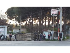 Tır'ın Minibüse Çarpma Anı Güvenlik Kamerasında