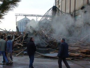 Ereğli'de fabrika inşaatında göçük: 5 yaralı