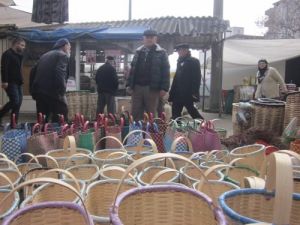 Sepet Örme İşine Devam Ediyor