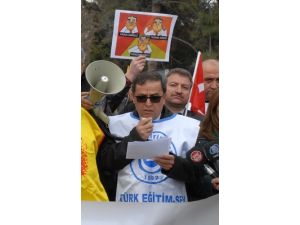 Öğretmenler Meydanlarda
