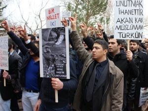 Ülkücü Gençler Hocalı Katliamını Kınadı