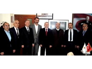 Vergi Dairesi Müdürü Sade, Ticaret Borsası Başkanı Kibaroğlu’nu Ziyaret Etti