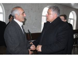 Vali Tekinarslan, Protokolle Birlikte Taziyeye Gitti