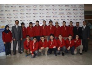 Ortaöğretim Öğrencileri Araştırma Projeleri Yarışması'nda Burç Başarısı