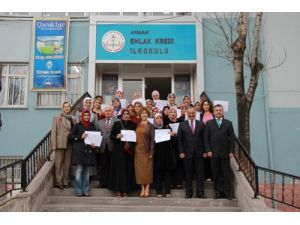 Velilere Aile Eğitimi Semineri Düzenlendi