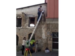 Tarihi Kozan Sokakları Aslına Dönüyor