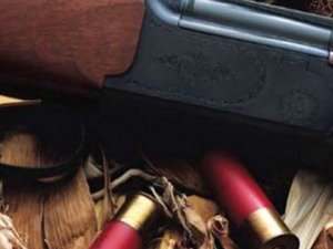 Konya'da karısını av tüfeğiyle öldürdü iddiası