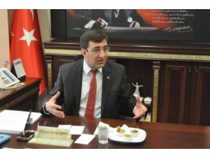 Yılmaz: Yatırımların Sürmesi İçin Herkes Çözüm Sürecine Katkı Sunmalı
