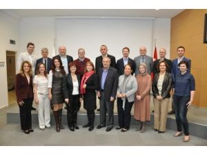 Ortodontistler Platform Kurdu: Dişlerinizi Tehlikeye Atmayın