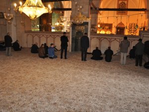Mevlana Müzesi'nde 89 yıl sonra ilk namaz