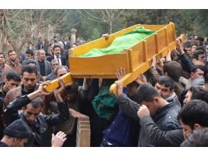 Trafik Kazasında Hayatını Kaybeden 6 Kişi Defnedildi