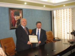 Gazeteci Taha Akyol’un Ailesine Ait Tarihi Konak, Basın Müzesi Olacak