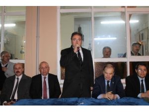 Şimşek: Akp Hükümetinin Parlamento'da Sadece Parmak Çoğunluğu Kaldı