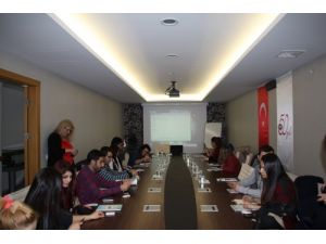 Çukurova İletişim Öğrencileri, Trt’de Tanıtım Seminerine Katıldı
