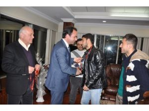 Kaymakam Erkan, Sporcuları Ödüllendirdi