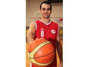 Gediz Üniversitesi'nden Basketbolda Bir Transfer Daha