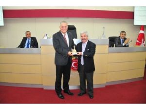 İzmir İl Özel İdaresi Genel Sekreteri İçöz Veda Etti