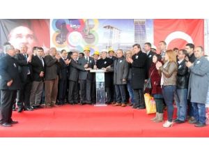 Manisa'nın İkiz Kulelerinin Temeli Atıldı