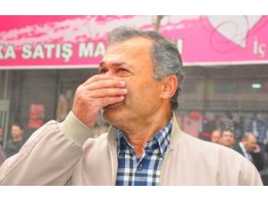 Manisa'da Şehir Dönüşümü Kapsamında İlk Bina Yıkıldı