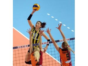 Galatasaray Derbisinde Gülen Taraf Fenerbahçe Oldu