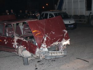 Kaza yaptı, polisten kaçmaya çalıştı