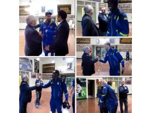 Aziz Yıldırım, Futbolcularını Trabzon'a Tek Tek Uğurladı