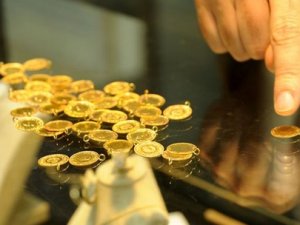 Çeyrek altının fiyatı 2 lira birden yükseldi