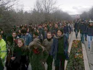 Binlerce ODTÜ'lü yürüyor