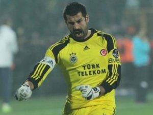 "Taş değil o küfür yaraladı"