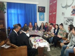 Mhp'li Türkyılmaz, Projelerini Polanyalı Gençlerle Paylaştı