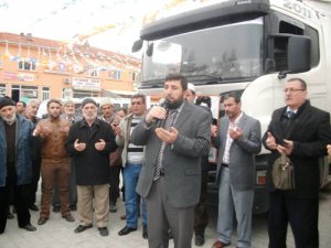 Konya'dan Suriye'ye üç yardım tırı