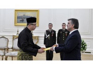 Brunei Darusselam Büyükelçisinden Güven Mektubu