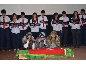 Mehmet Akif Ersoy, İstiklal Marşı'nın Kabulünün Yıl Dönümünde Anıldı