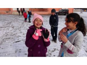 Gece Başlayan Kar Yağışı Yozgat'ı Beyaza Bürüdü