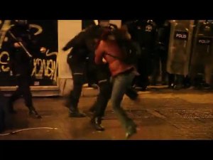 Berkin eylemlerinde polise saldırı