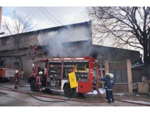 Ayakkabı İmalathanesi Alev Alev Yandı