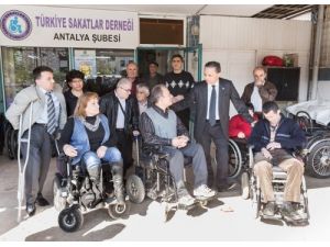 Chp’li Uysal'dan Engellilere Hayat Kolaylığı Sözü