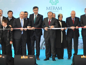 Meram'da 12 tesis hizmete açıldı
