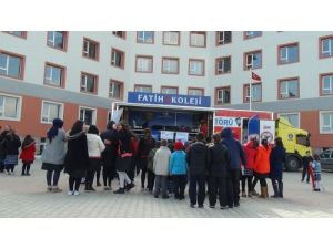 Fatih Koleji Öğrencilerine Simülatör Aracında Deprem Tatbikatı