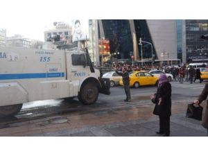 Kızılay’da Polis Müdahalesine Vatandaştan Tepkisi