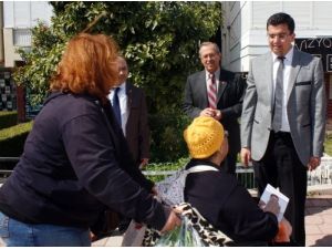 Mhp'li Kamaç'tan Seçmene Meyve Suyu Fabrikası Vaadi