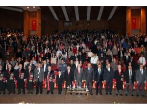 14 Mart Tıp Bayramı Ve 6. Geleneksel Önlük Giydirme Töreni Düzenlendi