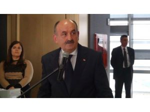 Müezzinoğlu, Namık Kemal Üniversitesi’nde Sağlık Çalışanlarıyla Bir Araya Geldi