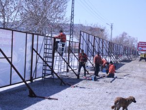 Bilboardlar sonunda kaldırıldı