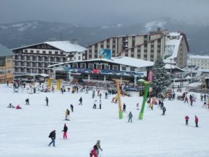 Uludağ’da Kar Yağışı Devam Ediyor