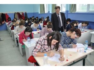 Balıkesir Körfez Dershanesi'nin 'Son Prova' İsimli Deneme Sınavına Rekor Katılım