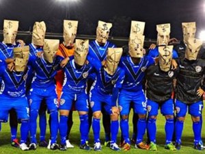 Sahalarda eşi benzeri görülmemiş protesto!