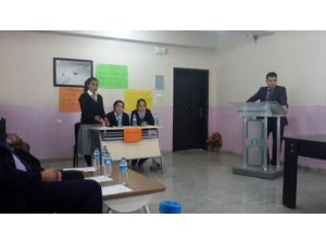 Korkut Kız Lisesi Öğrencileri ‘sorumluluğu’ Tartıştı